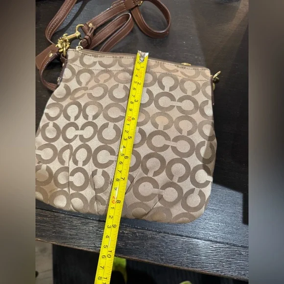 Coach Preloved bag - Picture 7 of 9